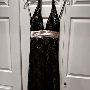 Betsy & Adam Black Lace Dress 8 EUC